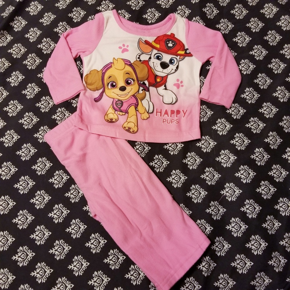 ❌SOLD❌ Girl's Paw Patrol Flannel Sleepwear